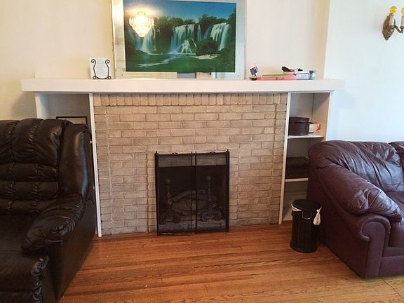 3rd image of 5057 N Ashland Ave