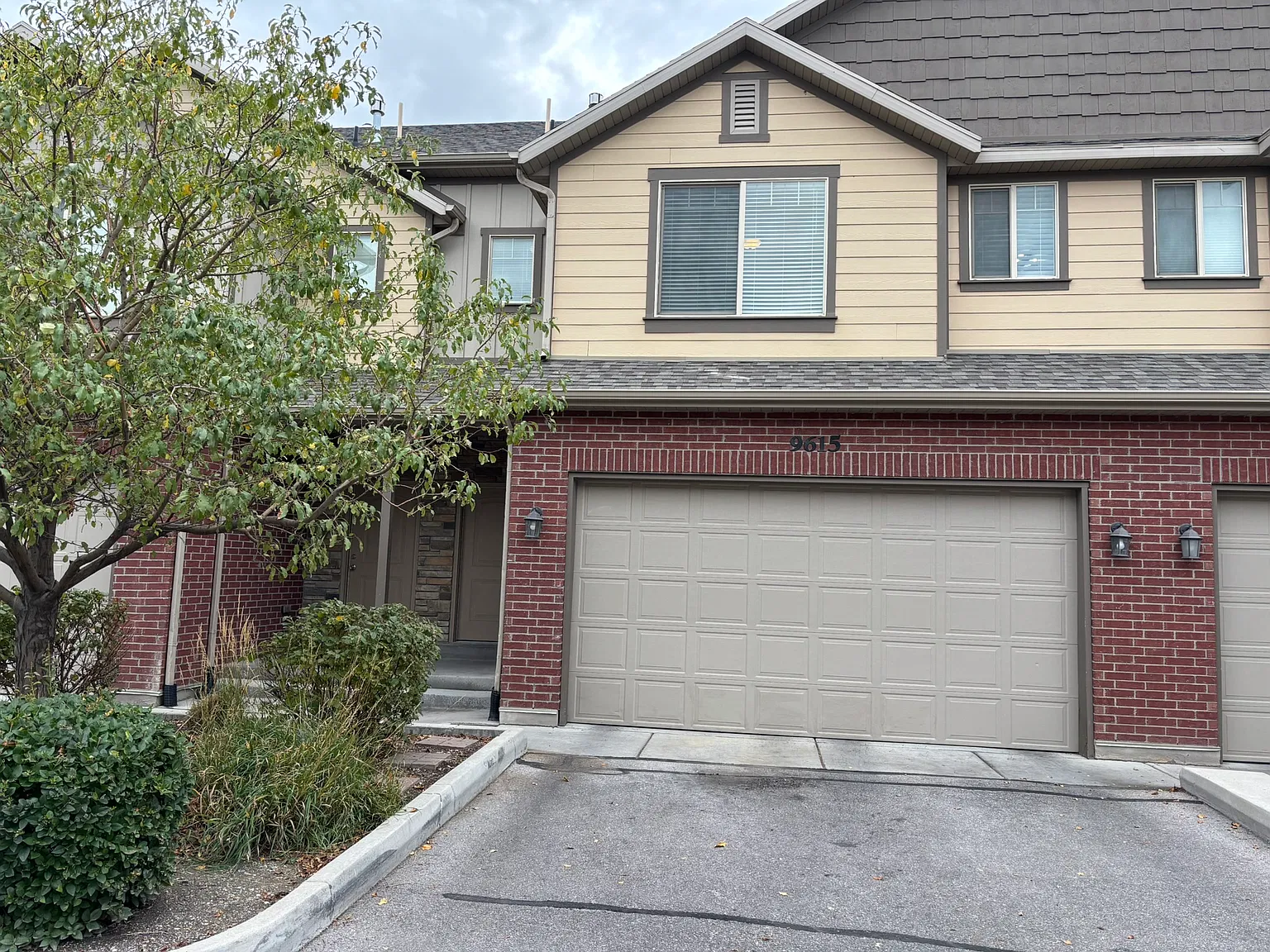 4 bed, 3.5 bath, 2312 sqft, $2,200 — Photo 4
