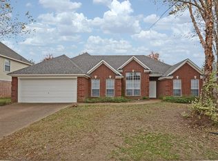 10229 Green Moss Dr N, Cordova, TN 38018