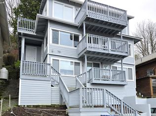 751 Maple Grove Rd #B, Camano Island, WA 98282