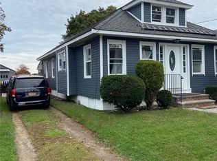 36 Saint Pauls Rd S, Hempstead, NY 11550