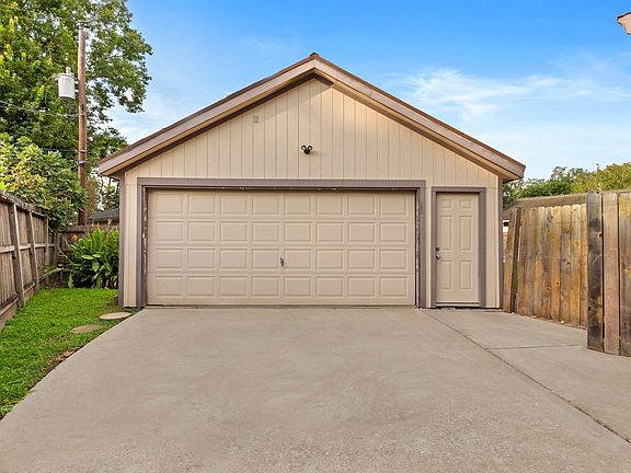 4th image of 6030 Wigton Dr