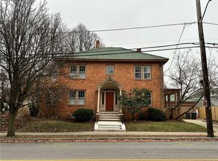 210 Eaton St, Providence, RI 02908