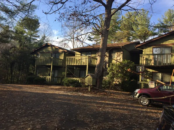 805 Wilken St #1, Hendersonville, NC 28739