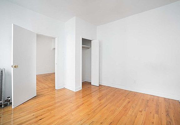 4th image of 203 W 144th St #20A