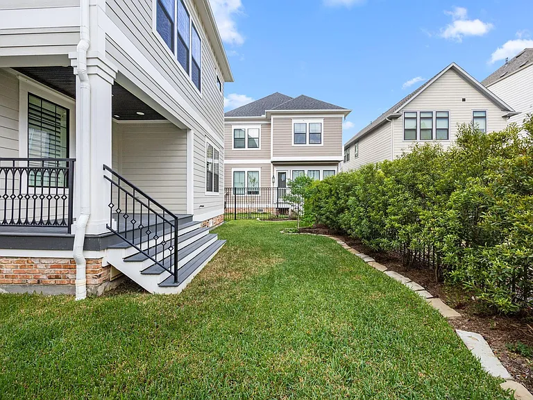 14008 Memorial Reserve Pl — Photo 37