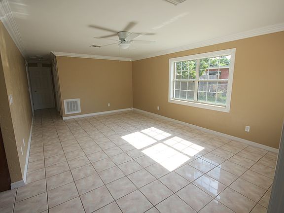 4th image of 1138 Cherokee Ave