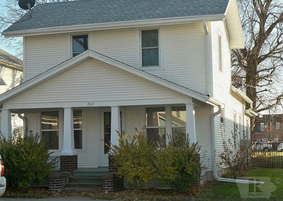 1st image of 204 E Hammond St
