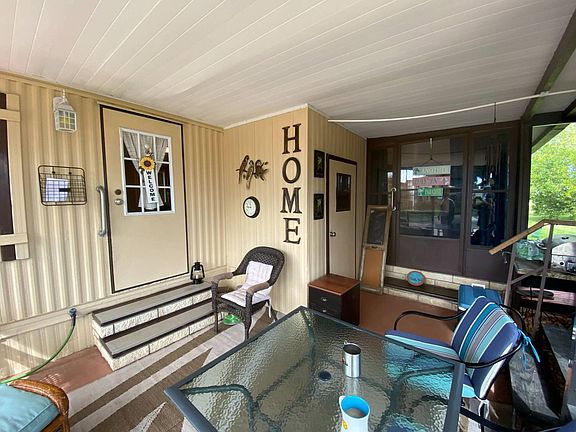 4th image of 3 Pearl Dr