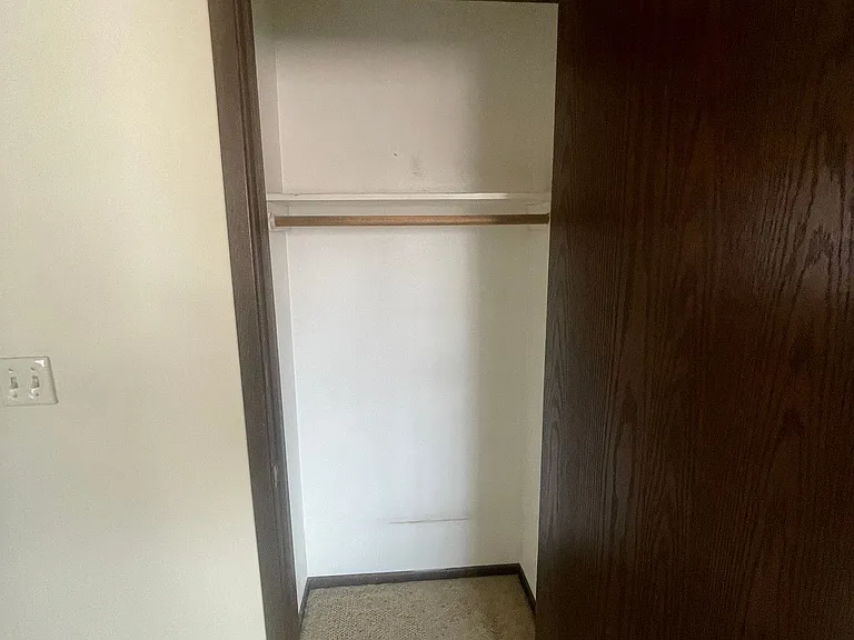 Raceway Apartments — Photo 14