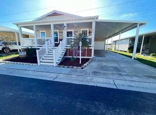 490 Cary Ln, Tarpon Springs, FL 34689