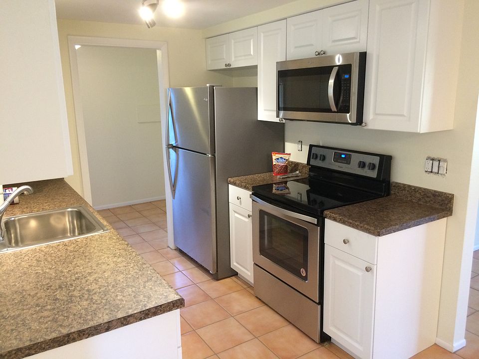 1st image of 3021 Pafko Dr
