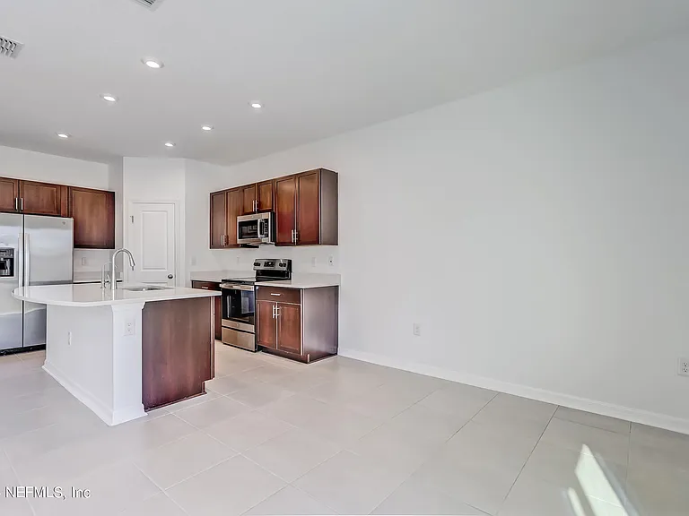 13115 Annies Walk Dr — Photo 19