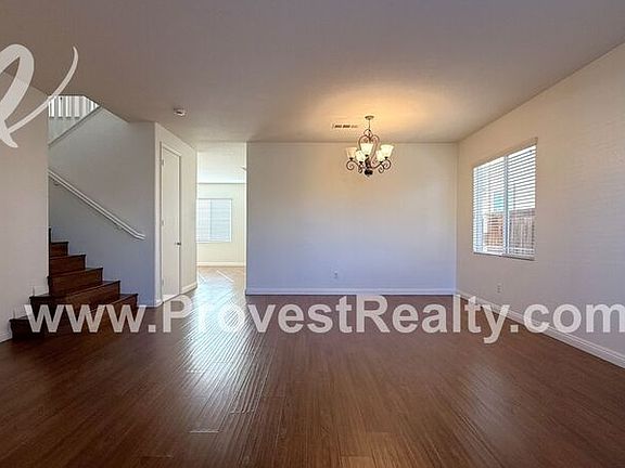 5th image of 13171 La Crescenta Ave