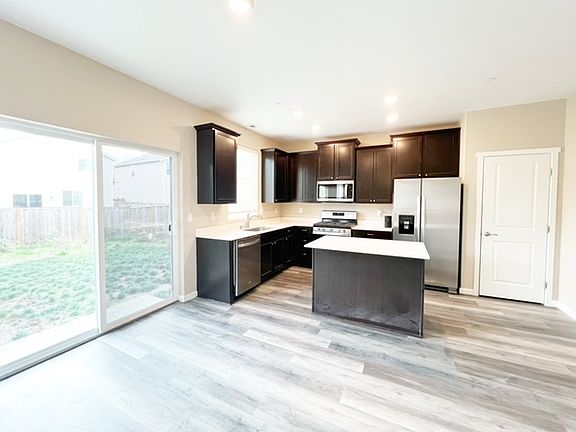 3rd image of 4443 Bay Vista Blvd