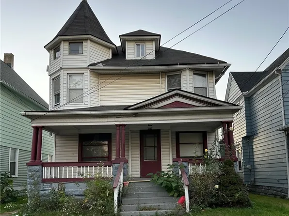 3288 Scranton Rd, Cleveland, OH 44109