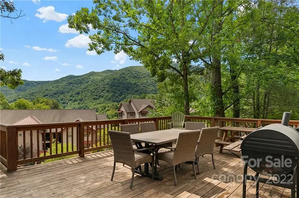 4 bed, 1714 sqft, $2,200 — Photo 3