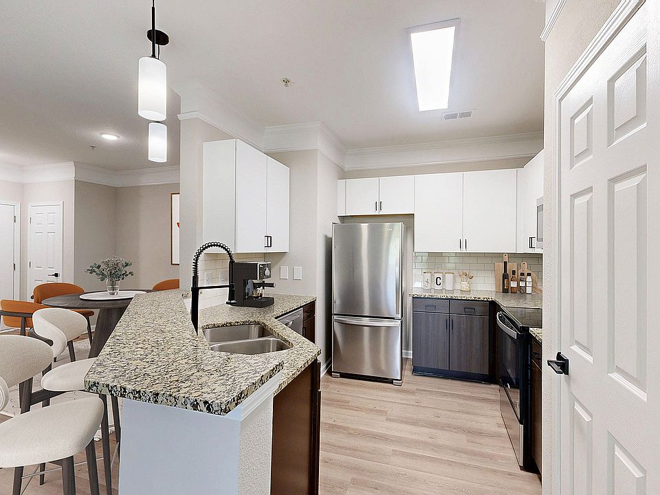 Newly Renovated Kitchen with Granite Countertops