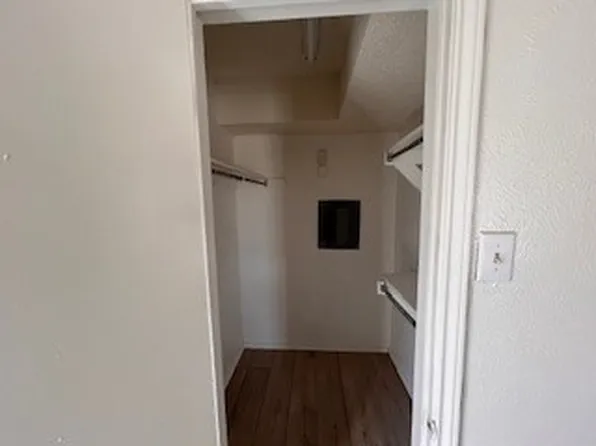 9520 Royal Ln APT 306, Dallas, TX 75243