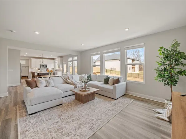 3828 Sherbourne Dr, Independence, KY 41051