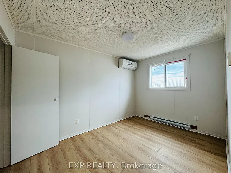 112 Baseline Rd E #B — Photo 6