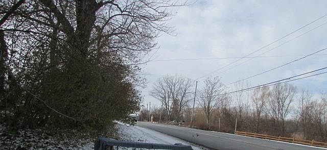 2nd image of 5415 W Ridge Rd