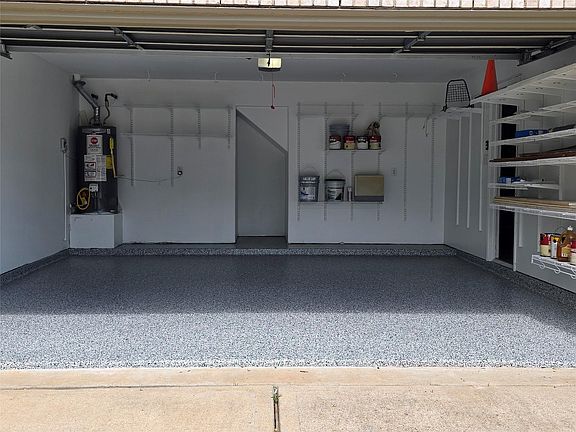 3rd image of 3207 Coldwater Canyon Ln