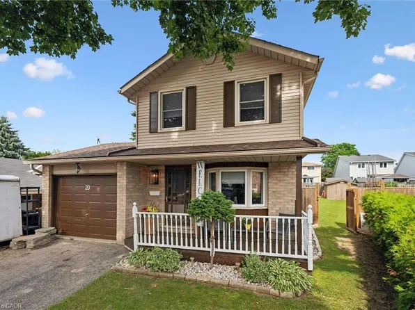 20 Heathwood Ct, Cambridge, ON N1R 7W2