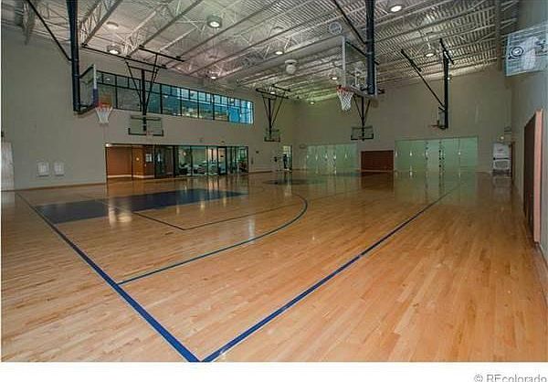 basketball courtat clubhouse