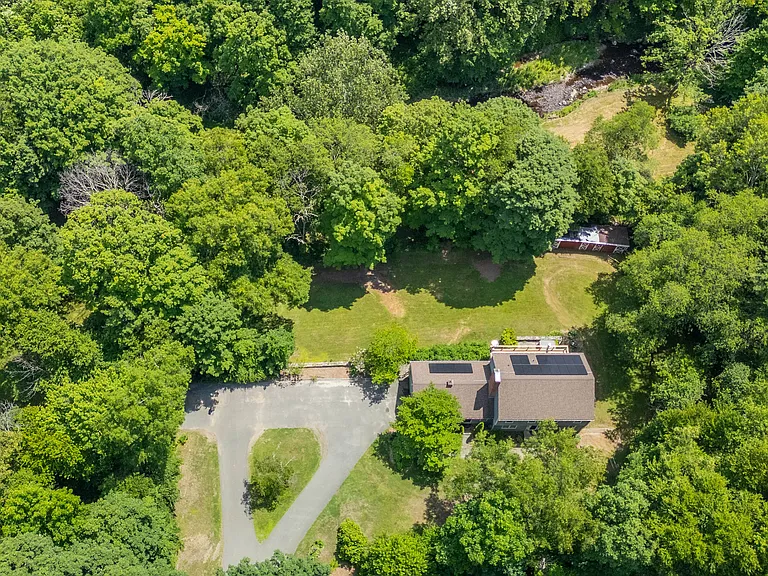 128 Old Town Farm Rd — Photo 27