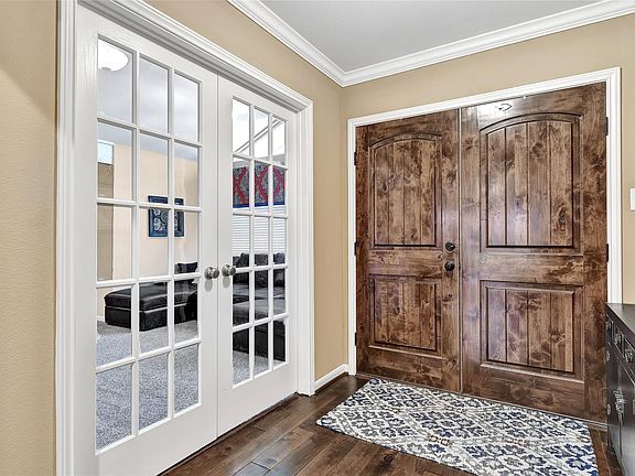 5th image of 3006 Cedar Knolls Dr