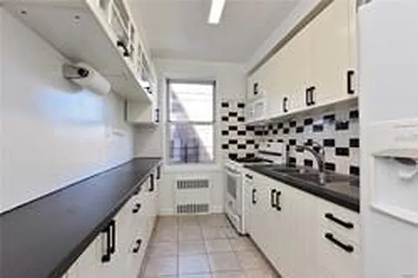 Sold by Century Homes Realty Group LLC | media 8