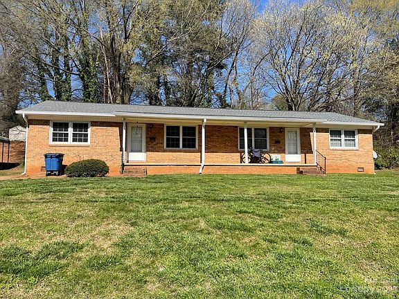 2nd image of 306-318 Holland Cir W