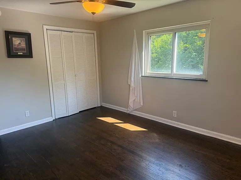 35 Parker Rd — Photo 21