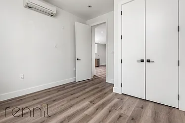 Rented by Rennit Inc.