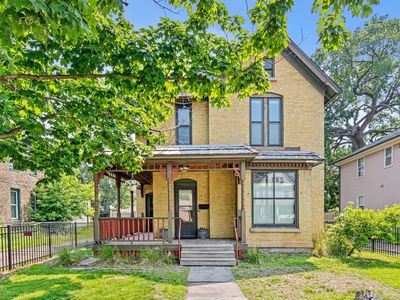 1813 11th Ave S, Minneapolis, MN, 55404