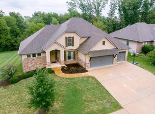 5005 Thornbrook Rdg, Columbia, MO 65203