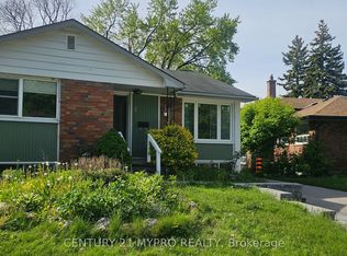 3 Heatherington Dr #5, Toronto, ON M1T 1N3
