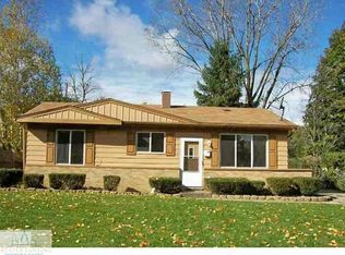 3520 Kendalwood Dr, Lansing, MI