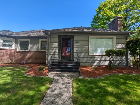 1924 Louisiana St, Longview, WA 98632