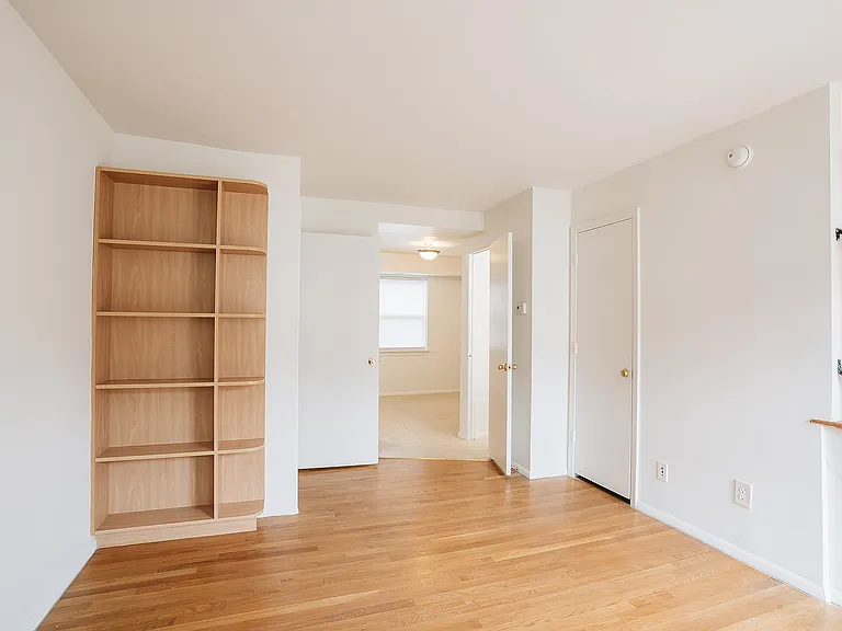 Tuscany Townhomes — Photo 11