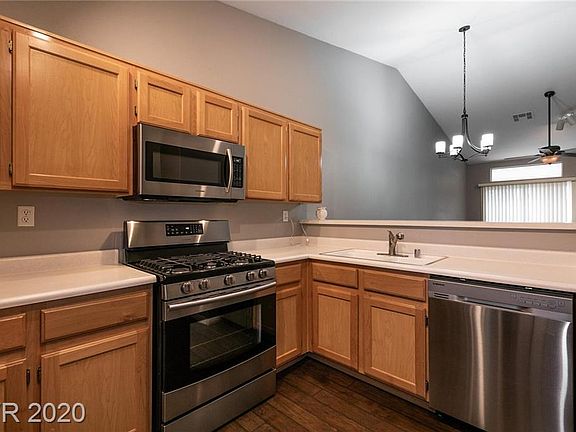 5th image of 9709 Templemore Ave Unit 102