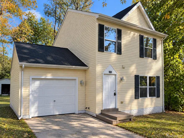 2484 Thornton Ave, Flint, MI 48504
