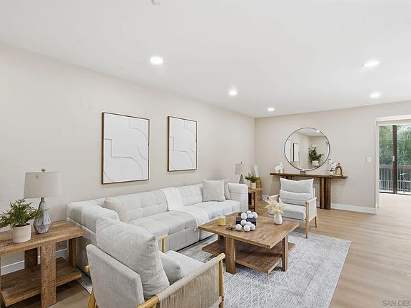 4th image of 2564 Navarra Dr Unit 115