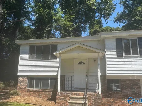 2416 Hanover Dr NW, Huntsville, AL 35810