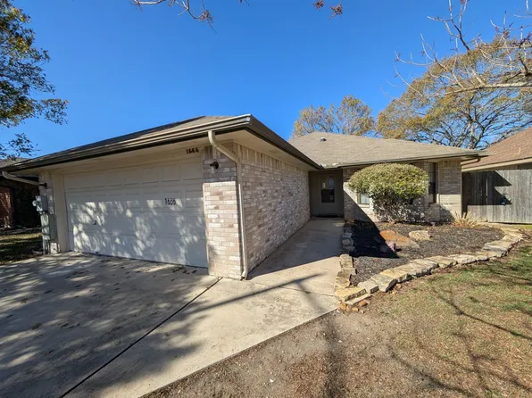 1666 Lantana Cir, New Braunfels, TX 78130