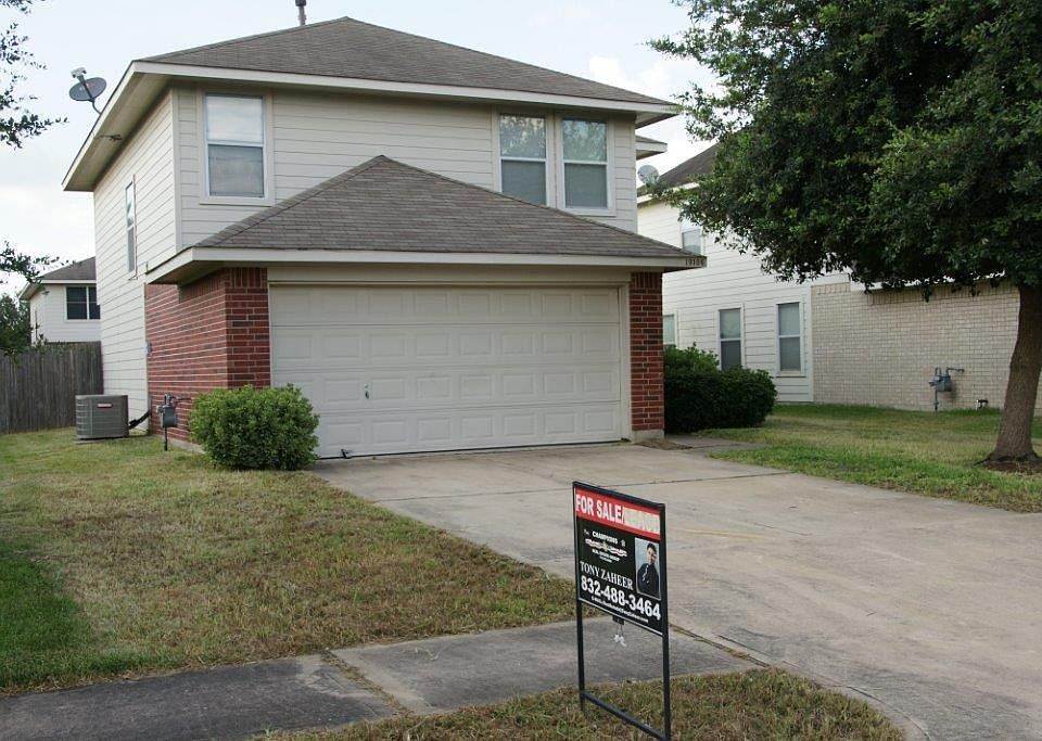 1st image of 19106 Larkspur Hills Dr