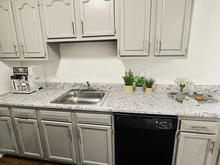 Metro Apartments At Bethalto — Photo 42