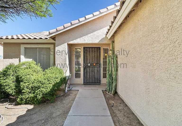 8656 E Crescent Ave — Photo 3
