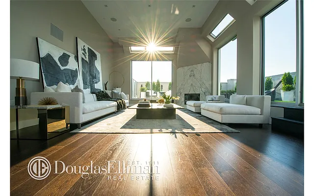 Sold by Douglas Elliman | media 18